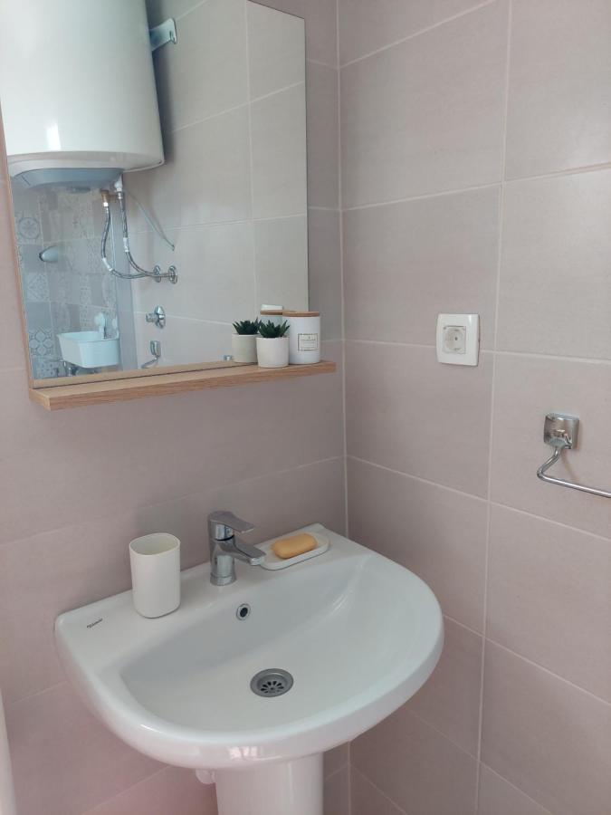 Apartmani.Sutomore Luaran gambar