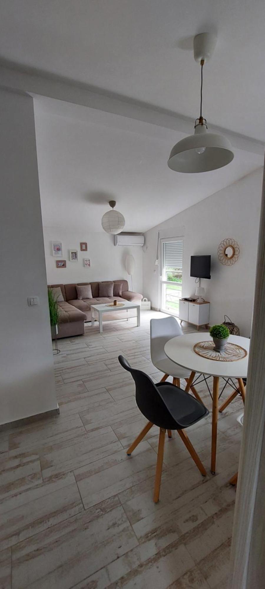 Apartmani.Sutomore Luaran gambar